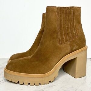 Dolce Vita Caster Brown Suede Lug Sole Bootie 10